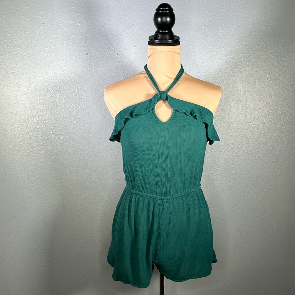 Aeropostale green ruffle halter keyhole summer vacation causal romper sz S